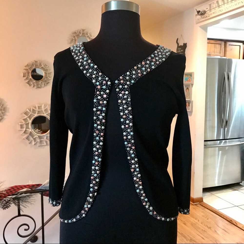 Beta’s Choice shrug sweater